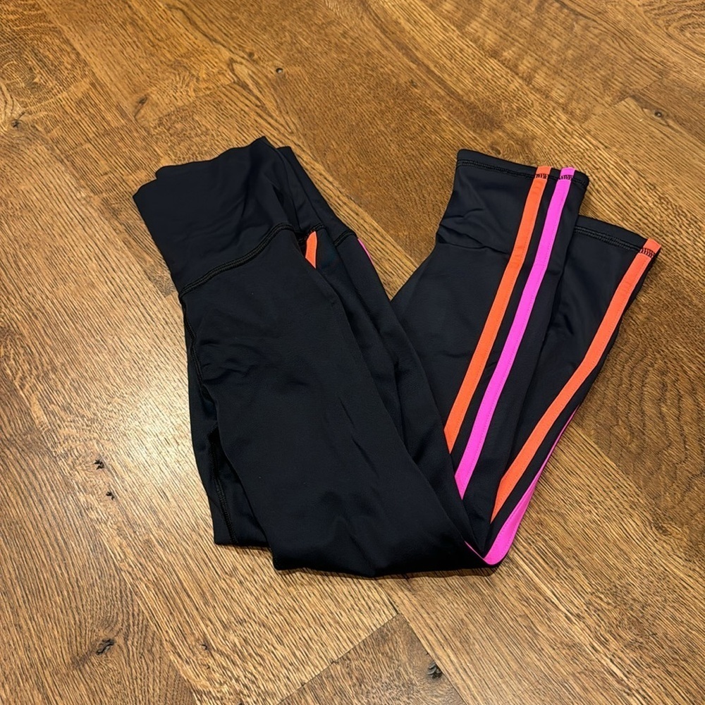 With Women’s Leggings Black Pink and Orange Size XS